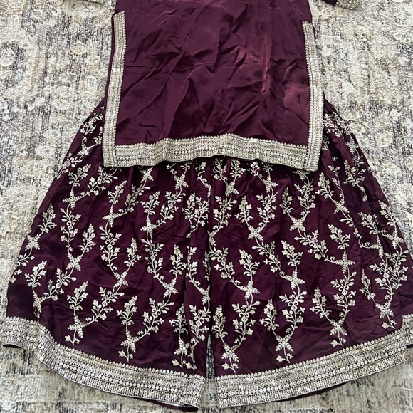 Indian Embroidered Eggplant Purple Outfit - Picture 2 of 5